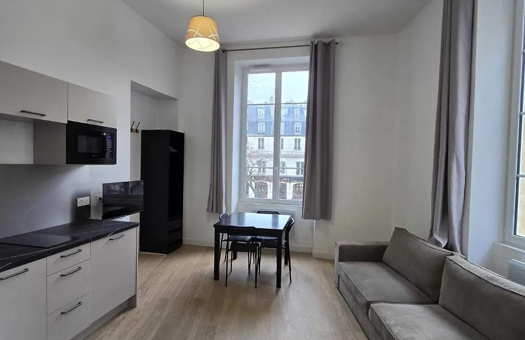 Studio Grands Boulevards-1